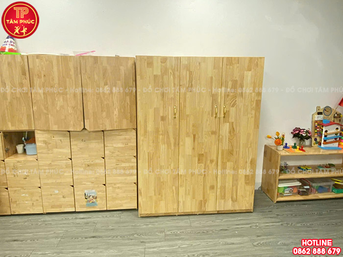 Tủ đựng chăn chiếu bằng gỗ cho bé mầm non NT4-015