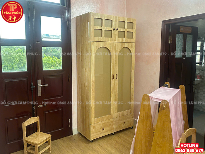 Tủ âm nhạc để đồ dùng biểu diễn bằng gỗ mầm non NT4-016