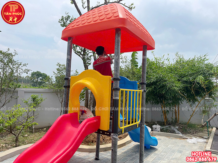 Nhà chòi cầu trượt 2 máng đơn 1 khối ngoài trời TP1-009