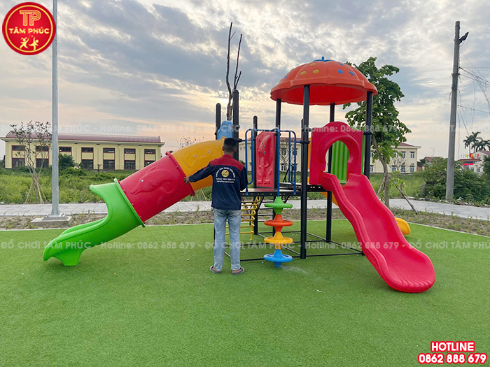 Nhà chòi cầu trượt ngoài trời 2 khối máng ống TP1-041