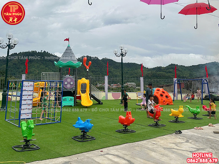 Thú nhún lò xo cho bé hình con Ong nhựa nhập khẩu TP2-011