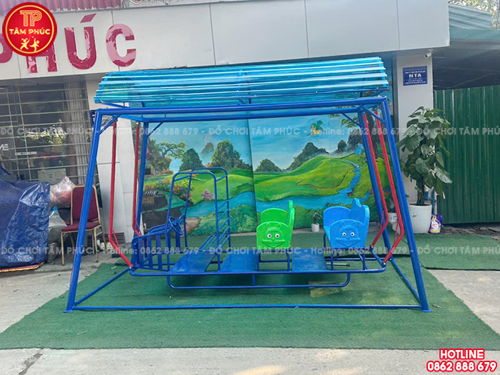 Xích đu mầm non ngoài trời hình ô tô TP4-029
