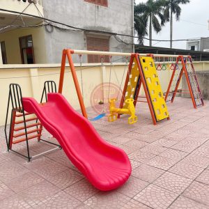 Xích đu kèm cầu trượt, thang leo đa năng ngoài trời TP4-036