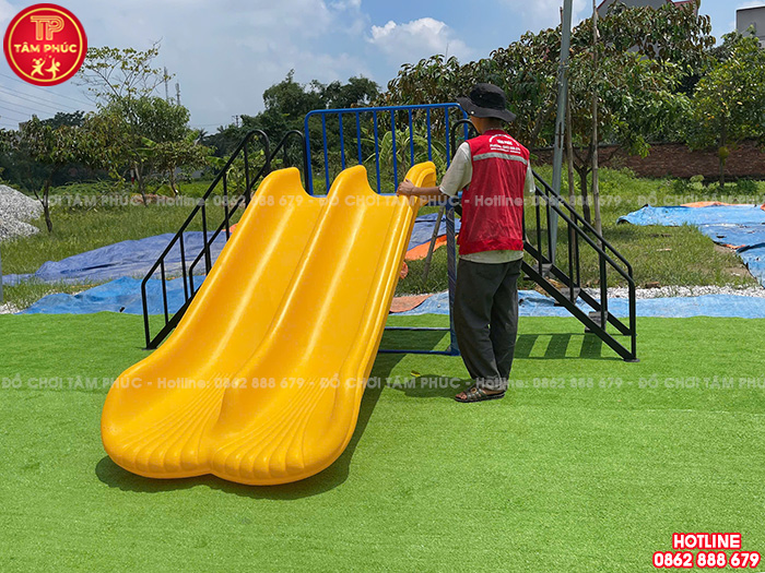 Cầu trượt ngoài trời máng đôi nhựa nhập khẩu TP5-004
