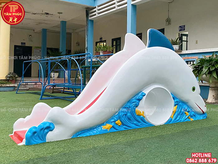 Cầu trượt ngoài trời con cá heo nhựa composite TP5-009