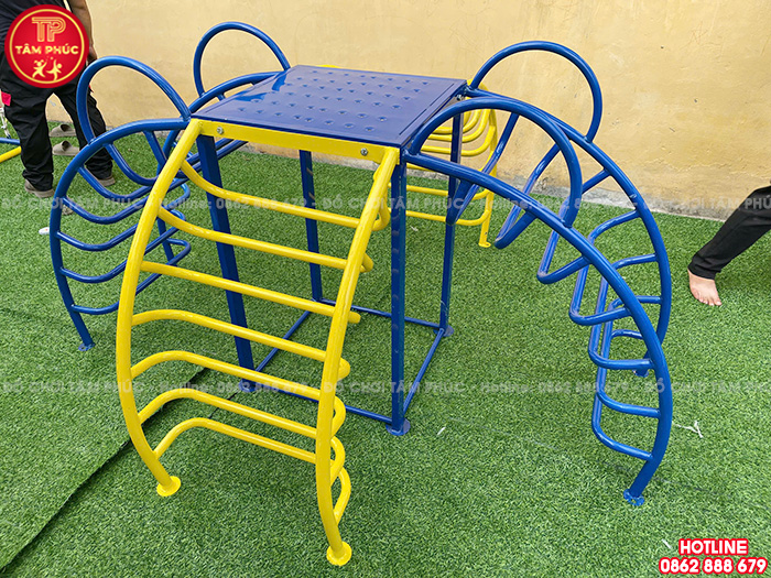 Thang leo trèo cho bé 4 cạnh cong ngoài trời TP7-005