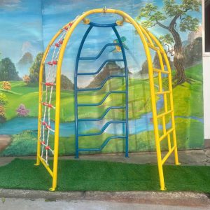 Thang leo cho bé 3 cạnh cong ngoài trời TP7-006