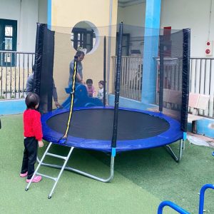 Sàn nhún tròn cho bé có lưới quây TP7-014