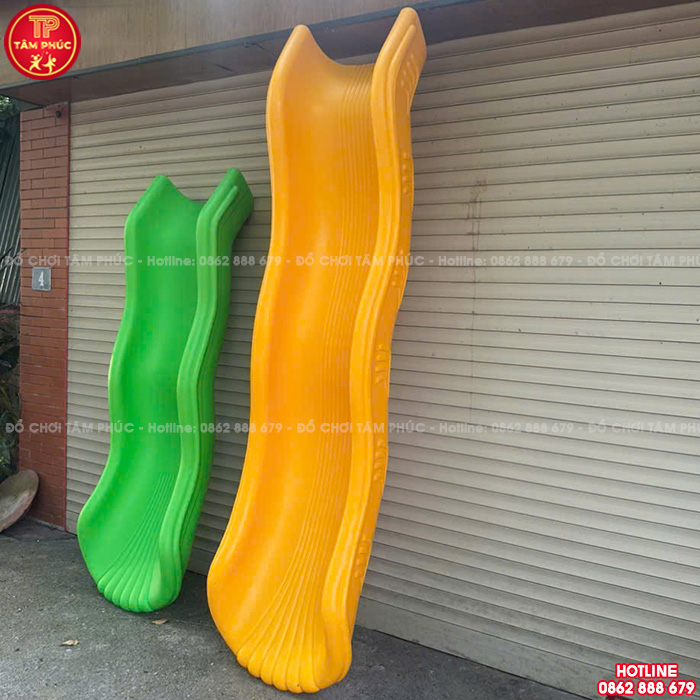 Máng trượt đơn kiểu lượn sóng nhập khẩu 2,5m TP9-008