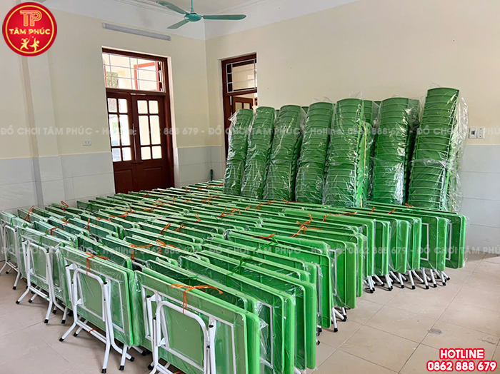 Bàn ghế nhựa cho bé mầm non số lượng lớn tại Đồ Chơi Tâm Phúc