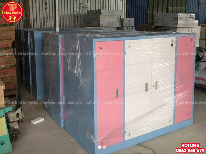 Tủ đựng chăn màn bằng sắt cho bé mầm non NT5-003