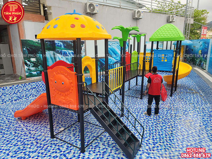 Cầu trượt liên hoàn ngoài trời 3 khối máng đôi TP1-082