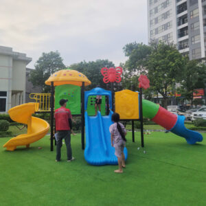 Cầu trượt liên hoàn ngoài trời 3 khối mái quả bí TP1-087