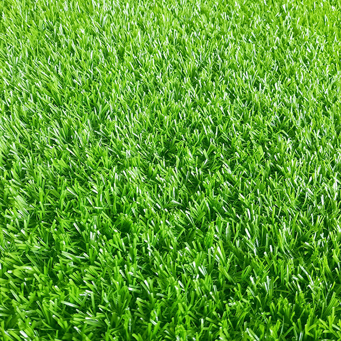 co-nhan-tao-cho-san-choi-tre-em-1 Thảm cỏ nhân tạo 3cm, 2cm chất lượng cao lắp đặt cho sân chơi trẻ em NK8-001