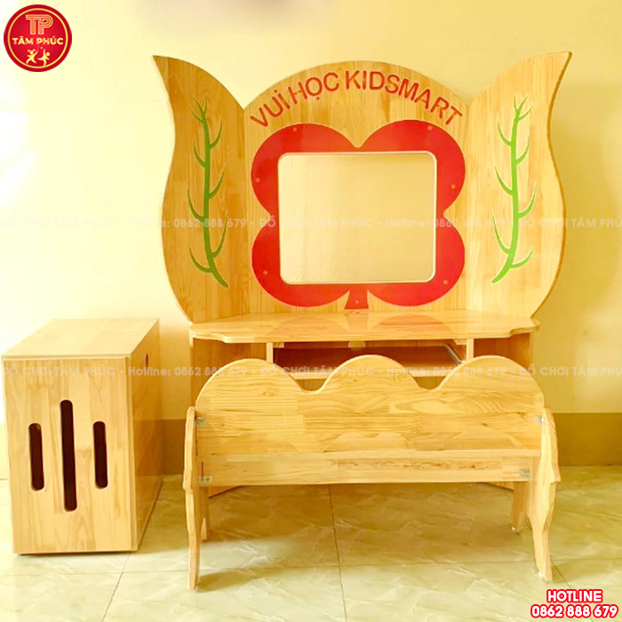 Bộ bàn ghế Kidsmart ngồi học máy tính gỗ tự nhiên NT1-016