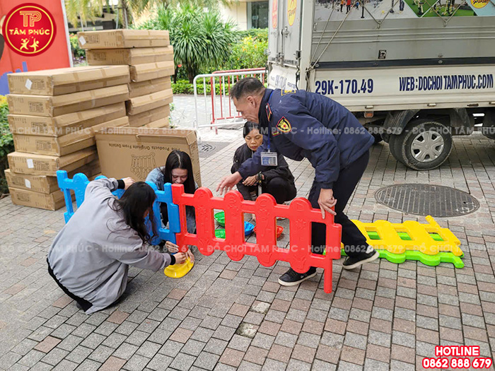 Hàng rào nhựa đúc cho bé trường mầm non NT6-007