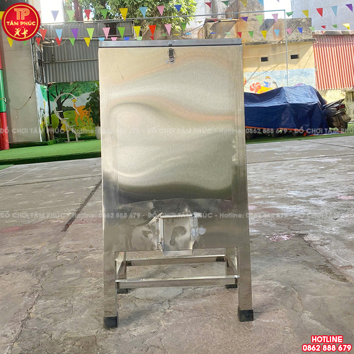 Thùng đựng gạo inox kiểu vuông cho trường mầm non NT8-017
