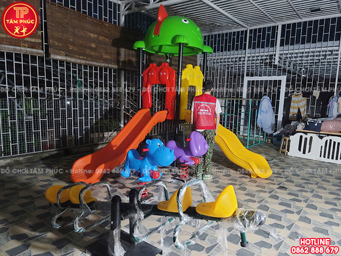 Nhà chòi cầu trượt ngoài trời 1 khối mái Mèo TP1-128