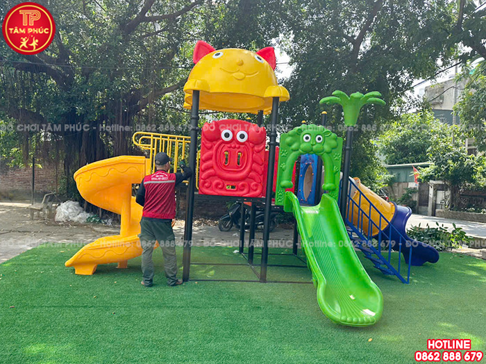 Cầu trượt liên hoàn ngoài trời 3 máng trượt 3 khối TP1-140