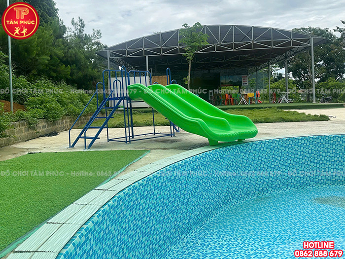Cầu trượt cho bể bơi máng đôi nhựa nhập khẩu TP12-009