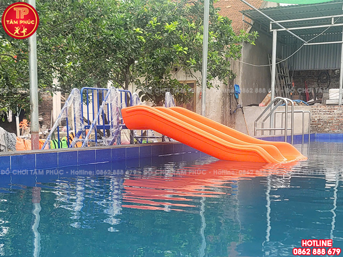 Cầu trượt cho bể bơi máng đôi nhựa nhập khẩu TP12-009