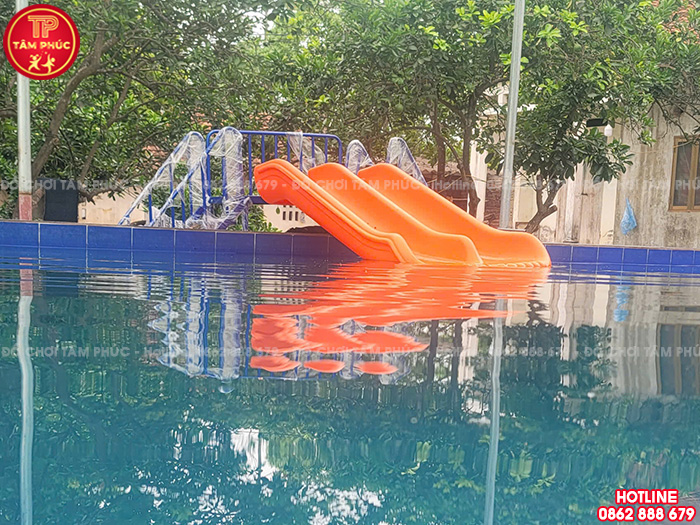 Cầu trượt cho bể bơi máng đôi nhựa nhập khẩu TP12-009