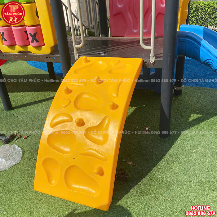 Cầu thang nhựa cong cho nhà khối cầu trượt ngoài trời TP9-045