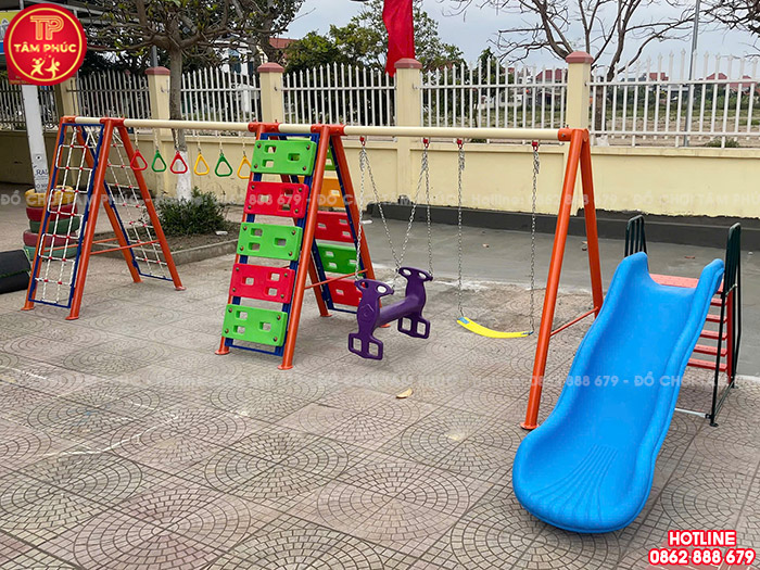 Ghế ngồi xích đu 2 chỗ bằng nhựa cho bé mầm non TP9-051