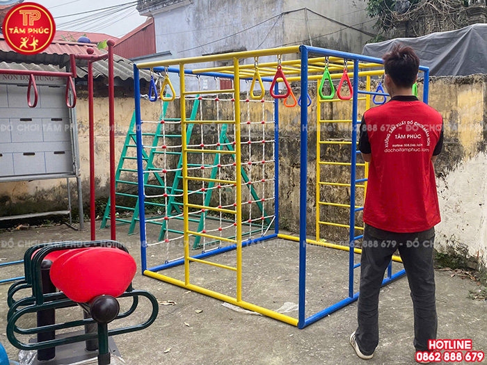Thi công lắp đặt đồ chơi ngoài trời trẻ em cho trường mầm non công lập tại Hưng Yên