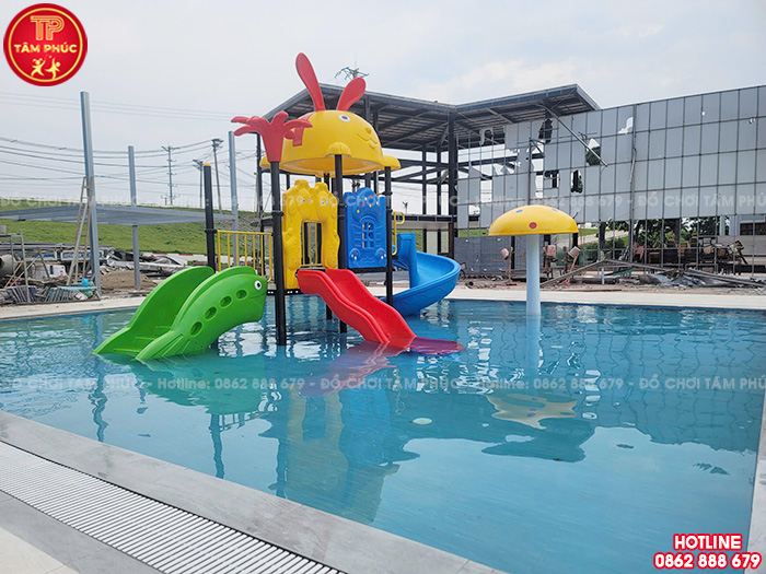 Cầu trượt liên hoàn ngoài trời 2 khối cho bể bơi trẻ em TP12-027
