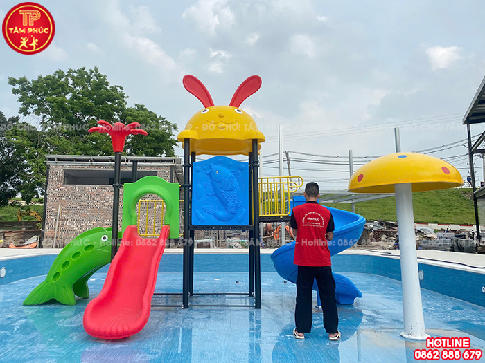 Cầu trượt liên hoàn ngoài trời 2 khối cho bể bơi trẻ em TP12-027