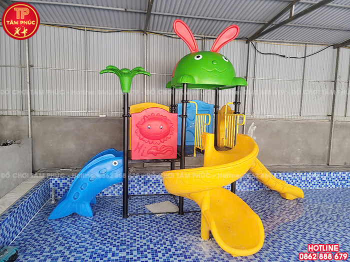 Công trình tư vấn lắp đặt cầu trượt bể bơi cho bé tại tỉnh Bắc Giang