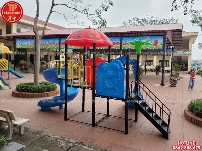 Lắp đặt cầu trượt liên hoàn ngoài trời cho công viên và trường mầm non tại Quảng Ninh