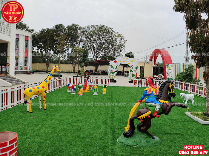 Thi công lắp đặt khu vườn cổ tích cho trường mầm non tại Thanh Hoá