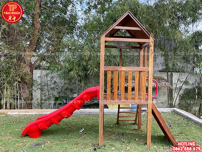 Nhà chòi cầu trượt gỗ ngoài trời cho trẻ em TPG1-002