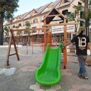 Nhà chòi cầu trượt kèm xích đu gỗ ngoài trời cho bé TPG1-006