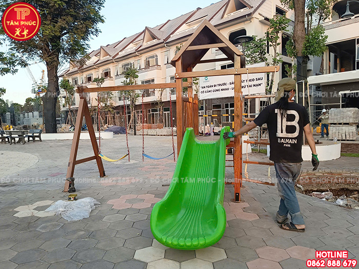 Nhà chòi cầu trượt kèm xích đu gỗ ngoài trời cho bé TPG1-006