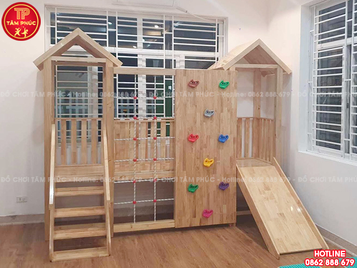 Cầu trượt liên hoàn gỗ trong nhà kèm vách leo núi cho bé TPG2-004