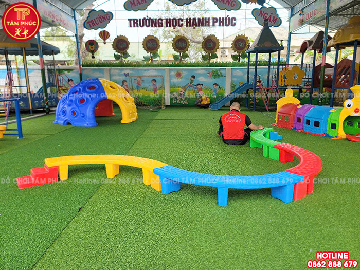 Thi công lắp đặt đồ chơi ngoài trời cho trường mầm non tại Quảng Ninh