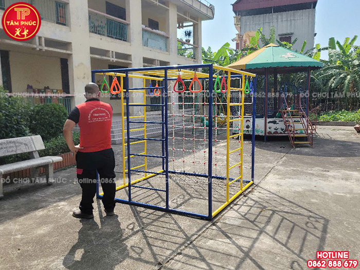 Thi công lắp đặt đồ chơi ngoài trời tại trường mầm non tại Phú Thọ