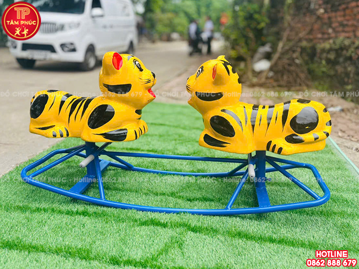 Bập bênh sắt đế cong 2 con Hổ cho bé mầm non TP3-018