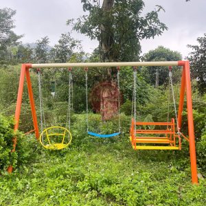 Xích đu cho bé ngoài trời 3 ghế 6 chỗ ngồi giá rẻ TP4-044