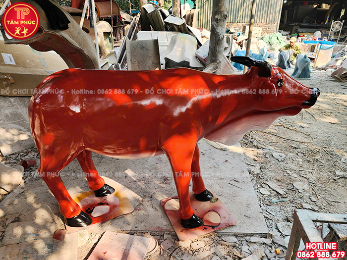 Tượng con Bò vàng vườn cổ tích cho bé mầm non TP8-032