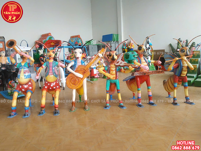 Bộ tượng kiến đánh đàn và thổi kèn sáo vườn cổ tích mầm non TP8-033