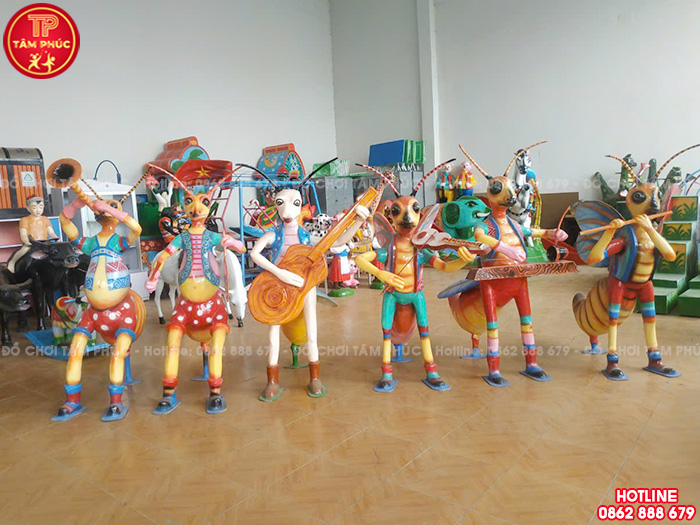 Bộ tượng kiến đánh đàn và thổi kèn sáo vườn cổ tích mầm non TP8-033