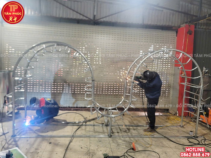 Thang leo gợn sóng cho trẻ em leo trèo vận động ngoài trời TP7-032