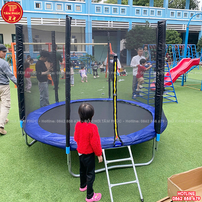 Bàn giao thiết bị và lắp đồ chơi ngoài trời cho trường mầm non tại Bắc Ninh