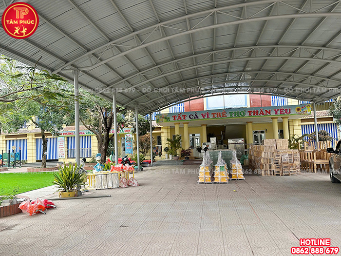 Bàn giao thiết bị mầm non và lắp đặt đồ chơi ngoài trời cho trường mầm non tại Hưng Yên