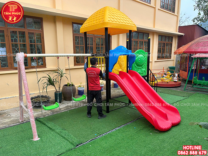 Lắp đặt đồ chơi ngoài trời cho trường mầm non tại Lạng Sơn