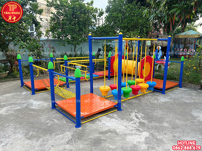 Bộ vận động thể chất đa năng ngoài trời cho bé mầm non TP7-033